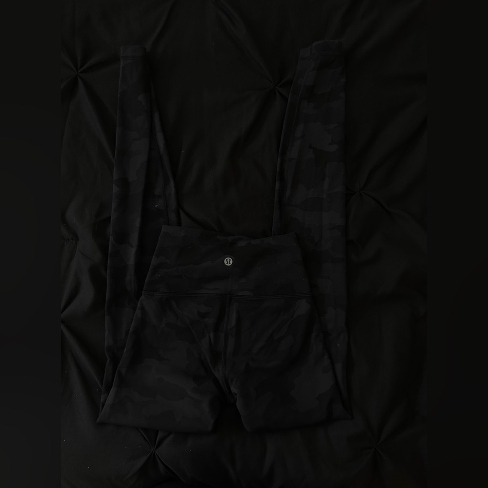 LuLuLemon Black Camo Align Leggings
